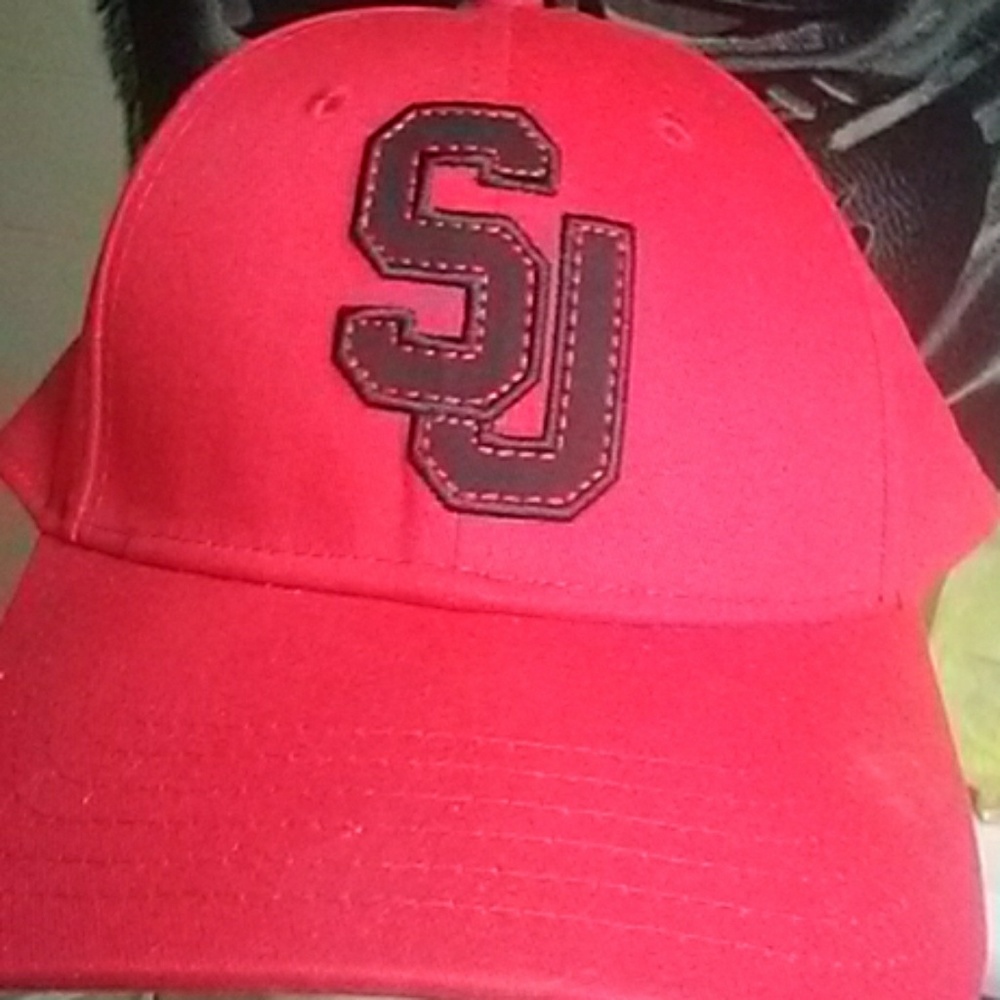 Ofa adjustable strap in the back hat